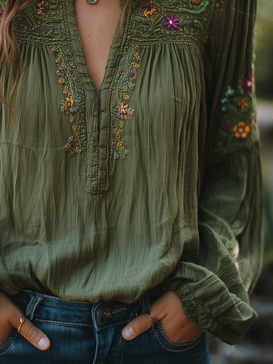 Manuela · Chemise brodée avec des fleurs bohèmes