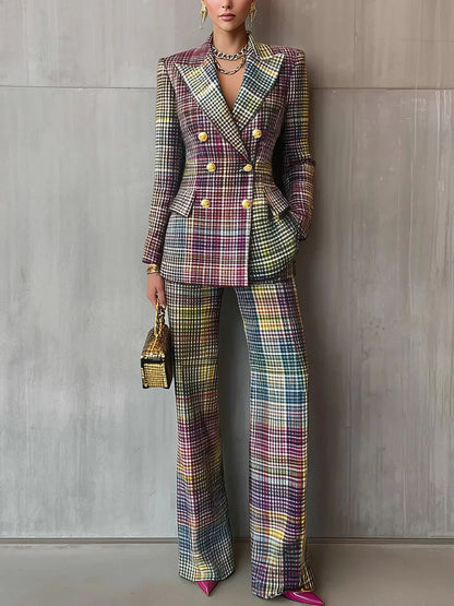 Madeleine · Tailleur à carreaux sophistiqué