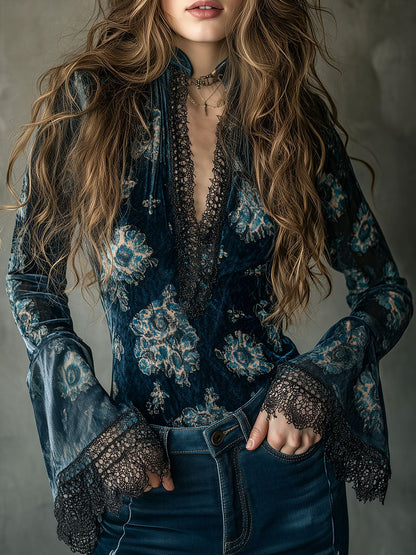 Azul · Blouse florale rétro avec manches évasées
