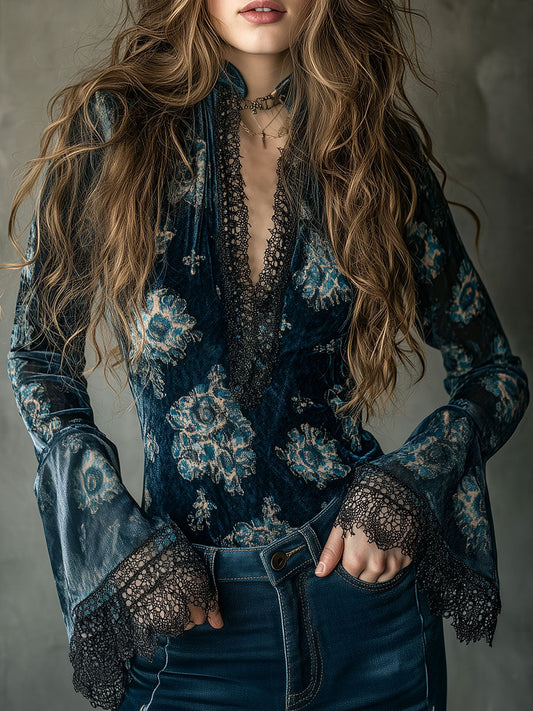 Azul · Blouse florale rétro avec manches évasées