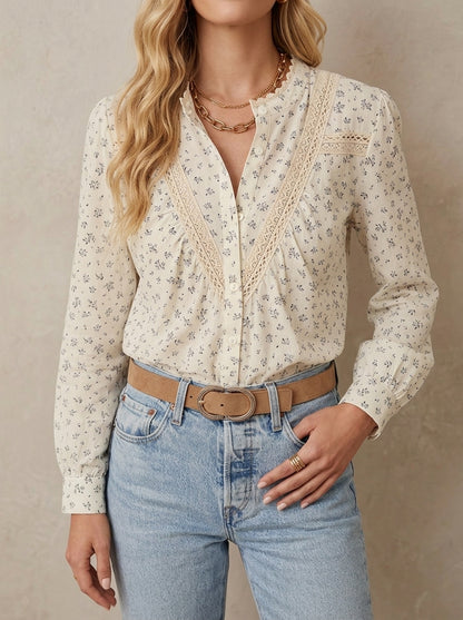 Yvonne · Blouse fleurie à panneaux de dentelle