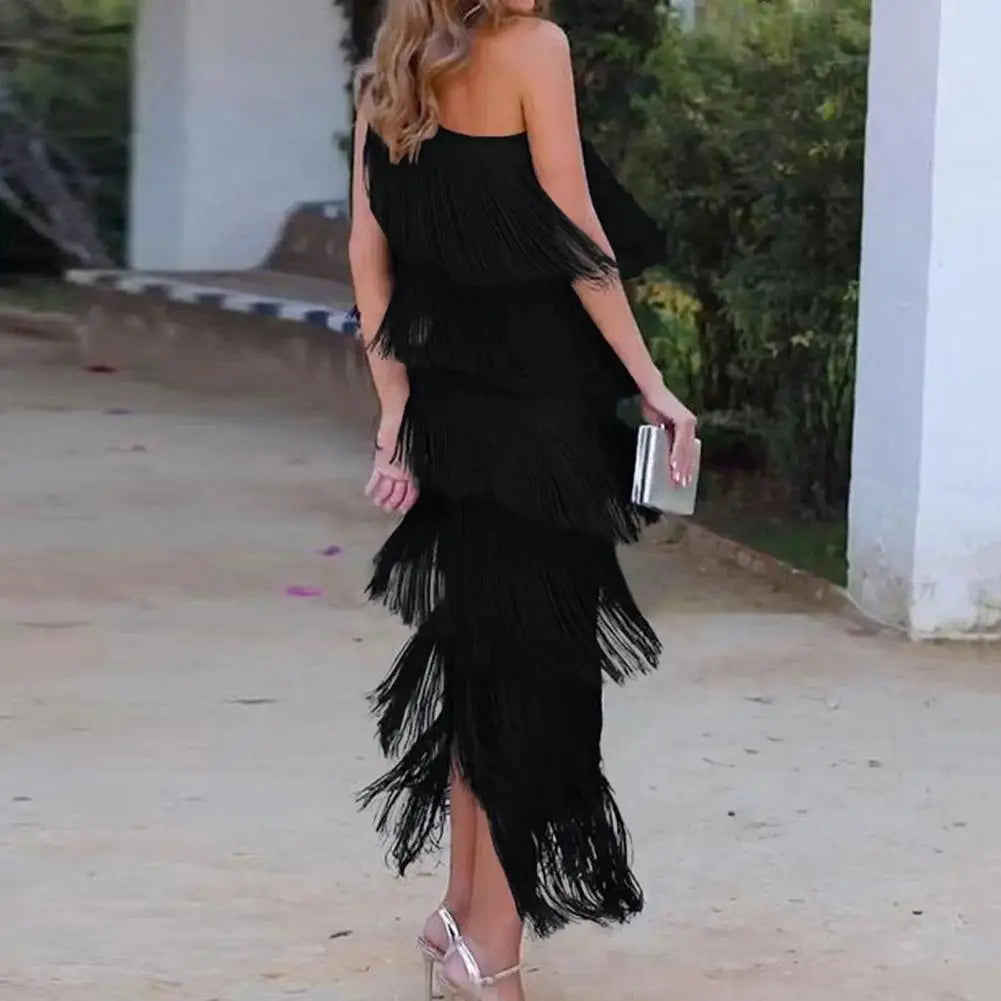 Thérèse · Robe maxi asymétrique à franges en couches