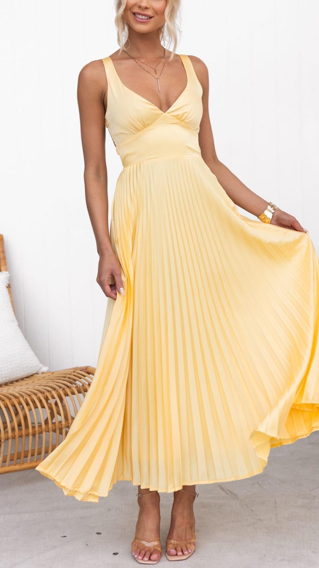 Malka™ | Robe longue plissée avec décolleté en V