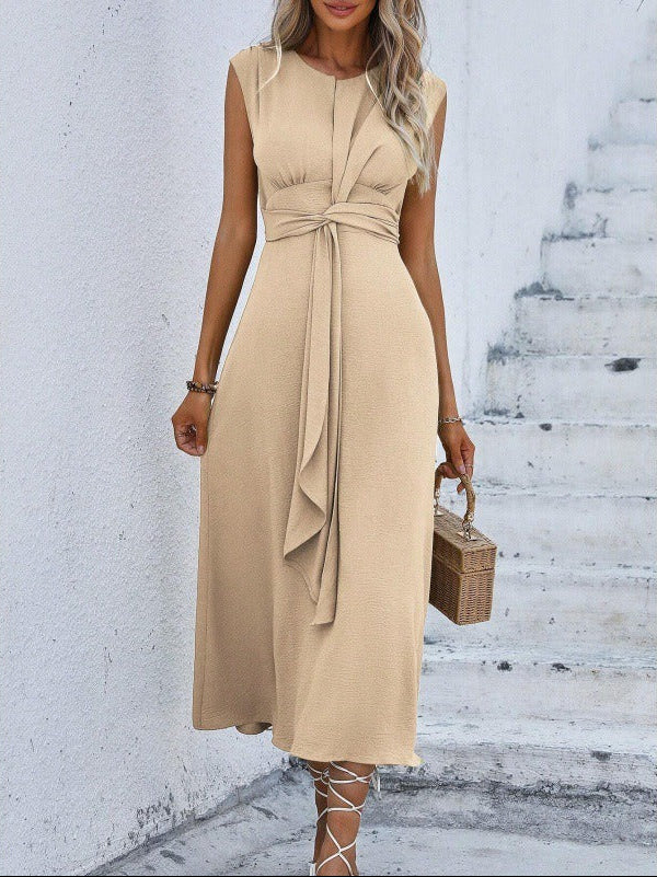 Claire · Robe midi sans manches à taille nouée
