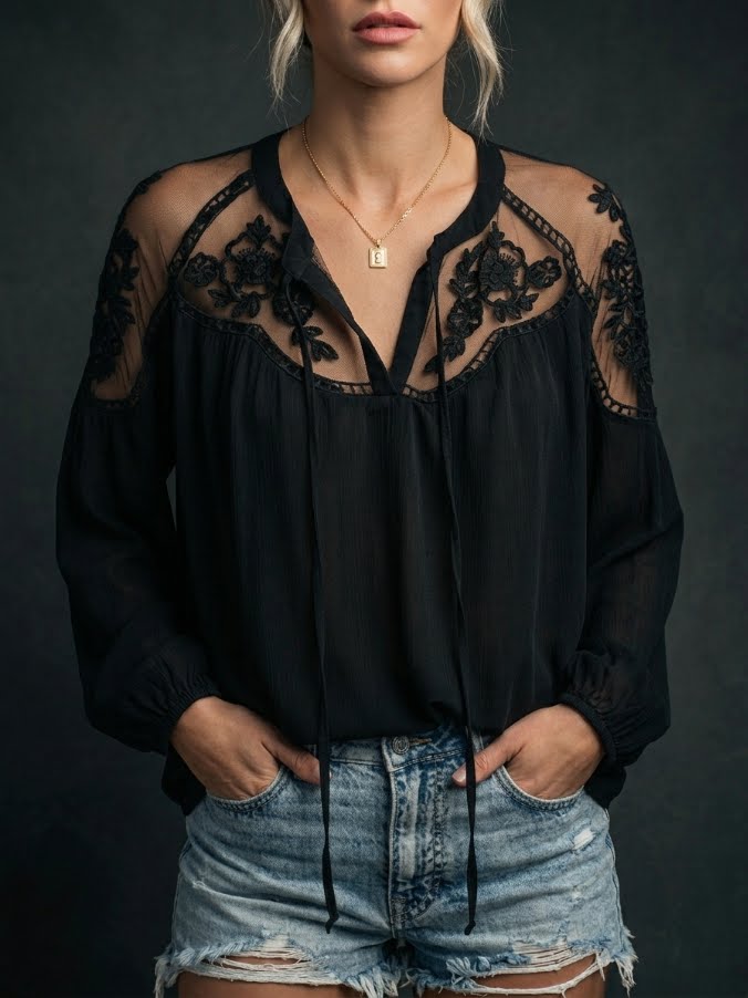 Béatrice · Chemisier ajouré à broderie délicate