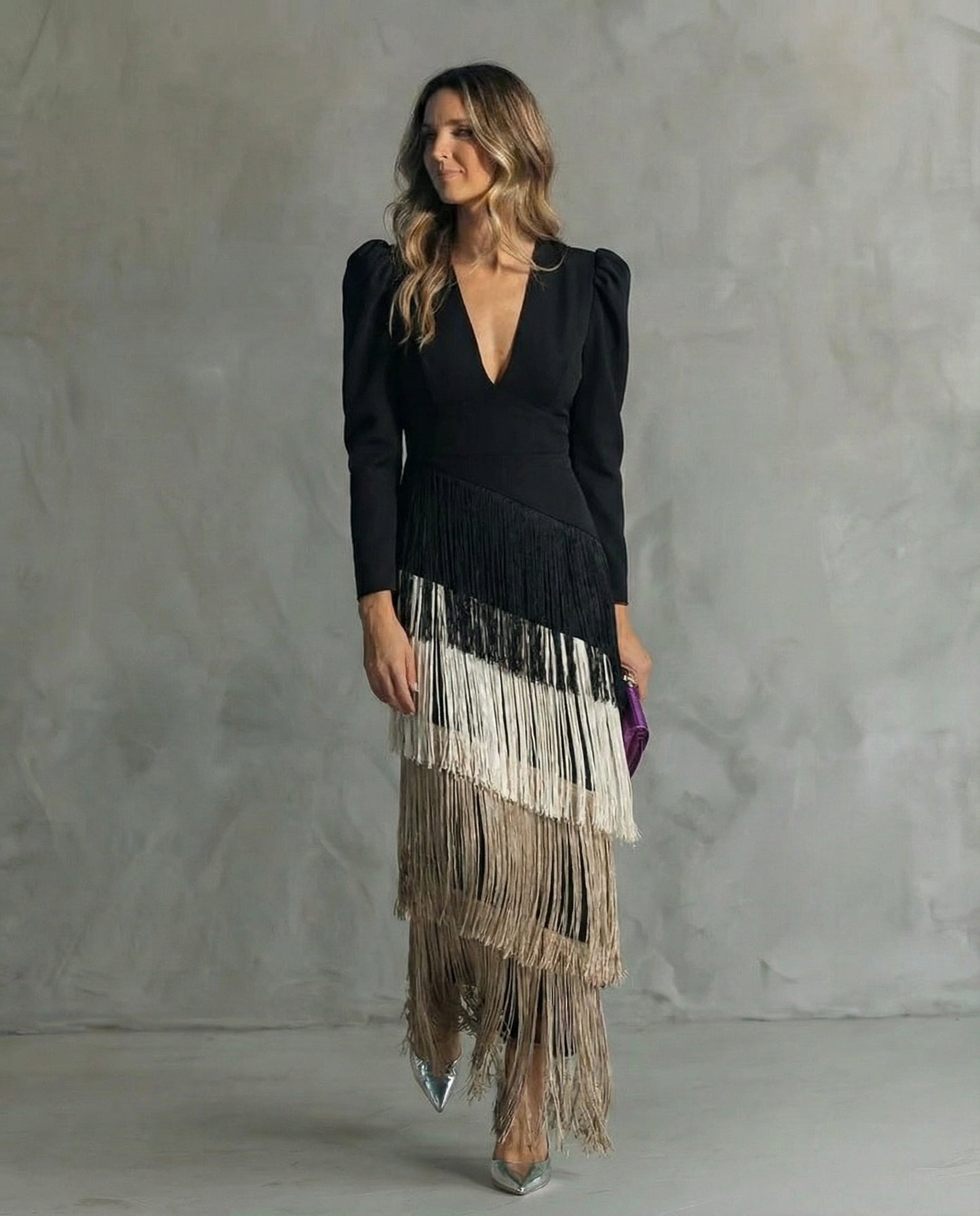 Clara · Robe élégante avec manches à franges