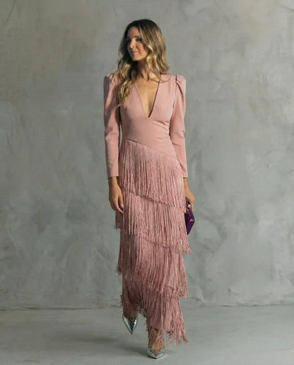 Clara · Robe élégante avec manches à franges