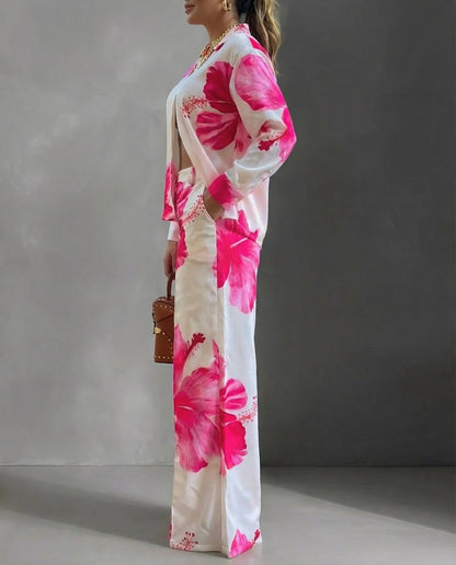 Beatriz · Ensemble décontracté avec chemise à fleurs et pantalon