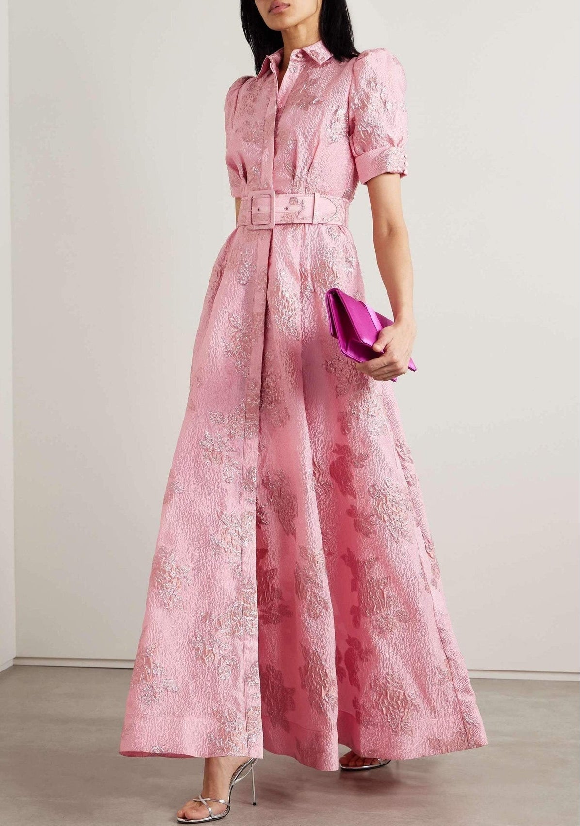 Anabella - Robe Courte à Manches Bouffantes