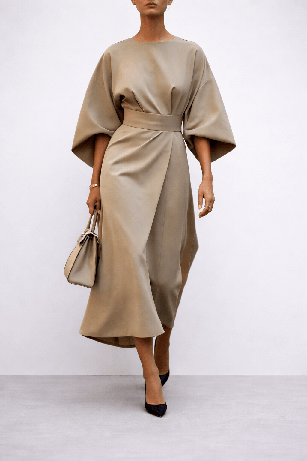 Lorraine™ | Robe longue ceinturée et raffinée