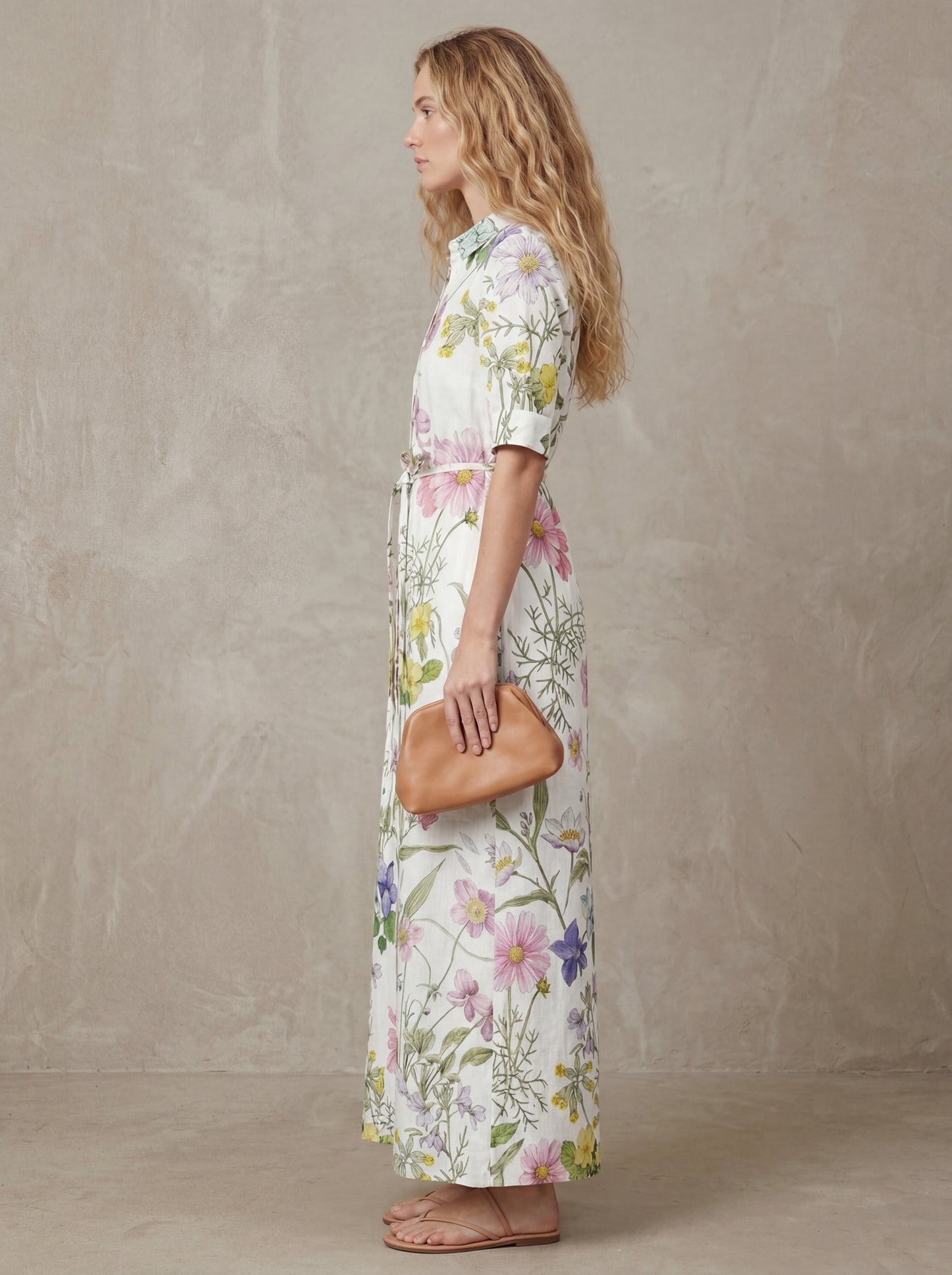 Simone · Robe midi fleurie aquarelle, lacet ajustable