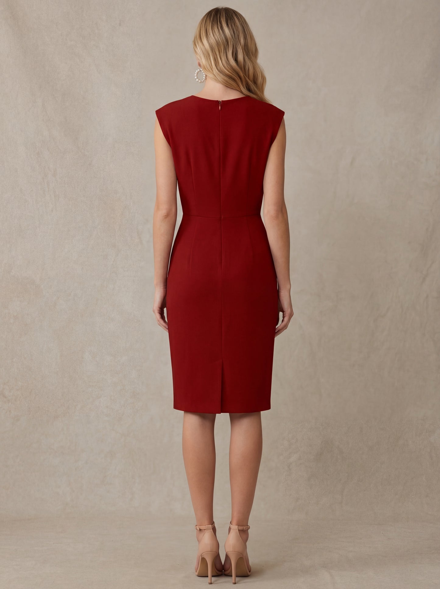 Colette · Robe midi drapée à décolleté discret