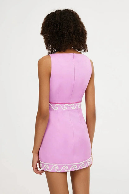 Claire · Robe mini structurée à broderies élégantes