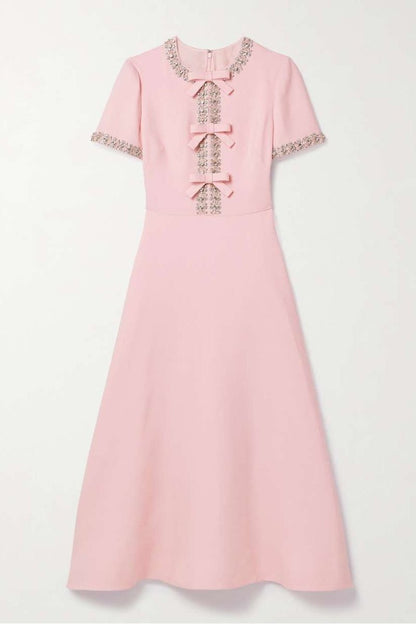 Aria™ | Robe Midi avec Détail en Nœud et Décorations en Cristal